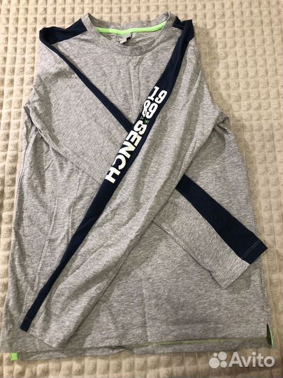 Тонкая кофточка Bench