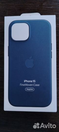 Чехол на iPhone 15 finewoven case