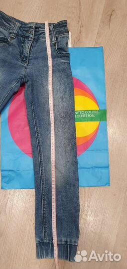 Джинсы для девочки benetton