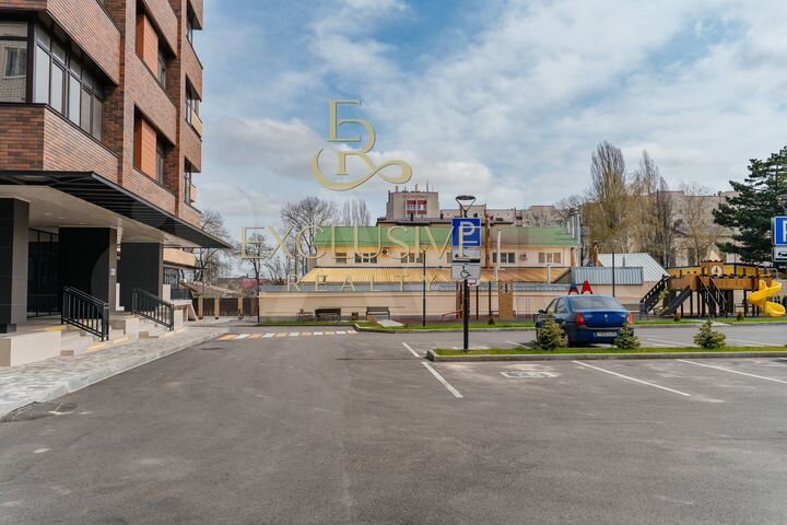 2-к. квартира, 94 м², 2/6 эт.