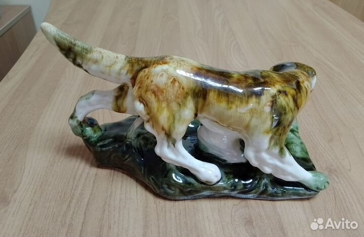 Фарфоровая статуэтка 