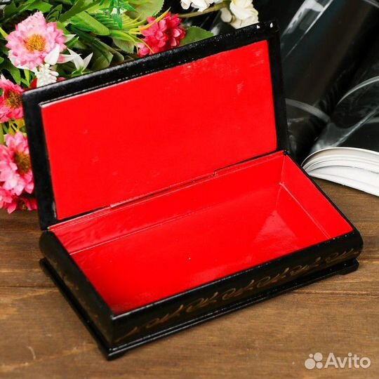 Шкатулка купюрница