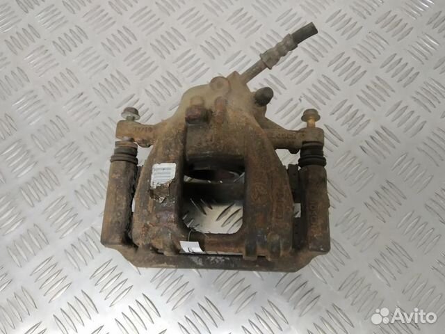 Суппорт тормозной задний левый Mercedes-Benz