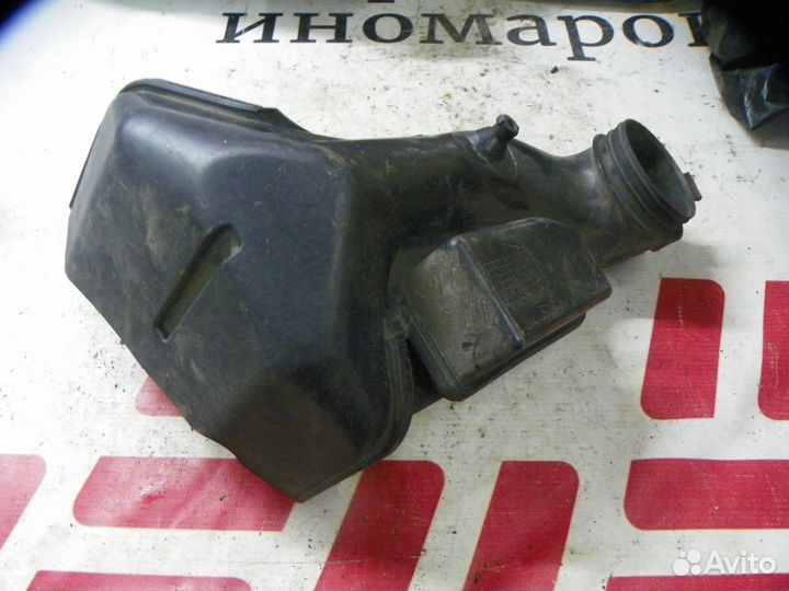 Воздухозаборник Mazda CX-7