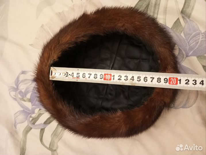 Меховая шапка женская