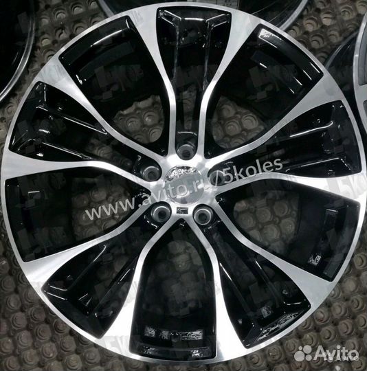 Новый комплект дисков на BMW X5 x6 R20