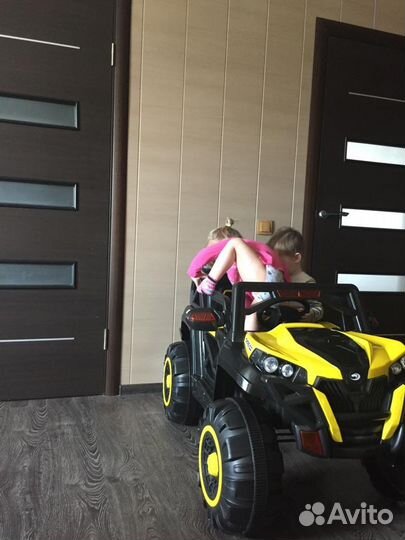 Электромашинка Внедорожник