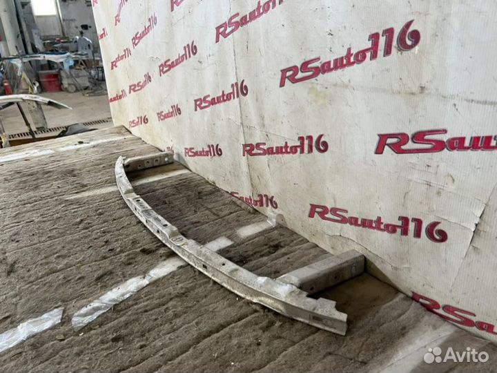 Усилитель бампера передний Bmw 5-Series G30