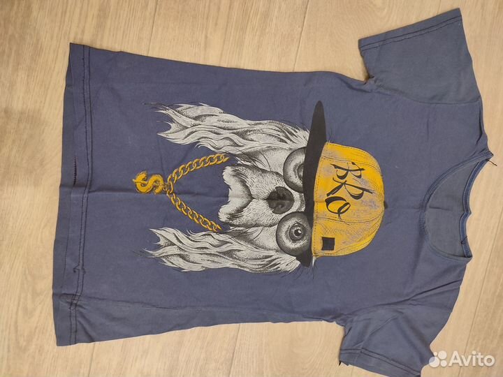 Продам футболки на мальчика от 140-164 см