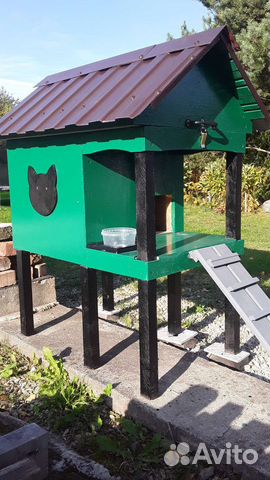 Домик для кота уличный