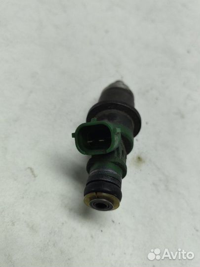 Форсунка топливная Mitsubishi Lancer 2003