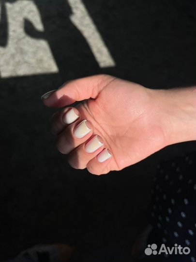 Маникюр, педикюр, гель лак
