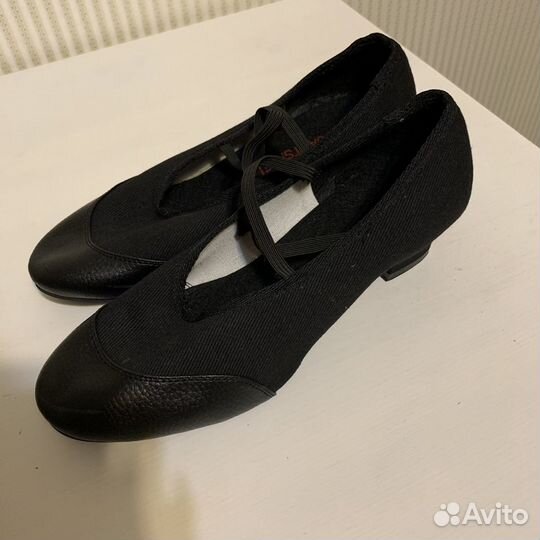 Туфли танцевальные