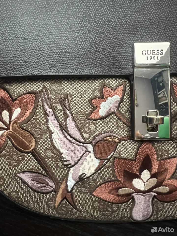 Сумка Guess