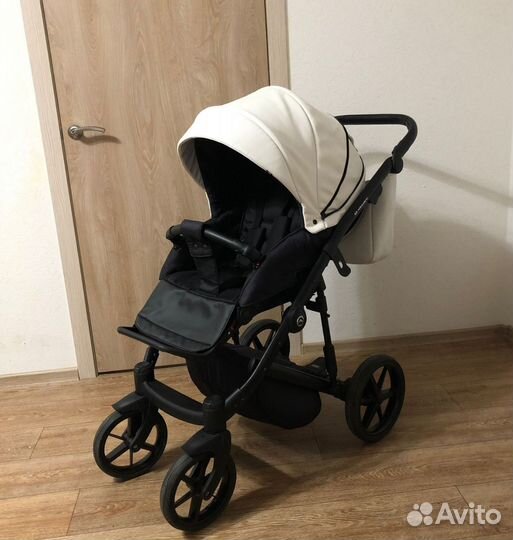 Коляска Adamex Mobi air Deluxe 2 в 1