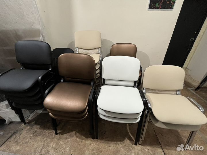 Стулья с новой обивкой