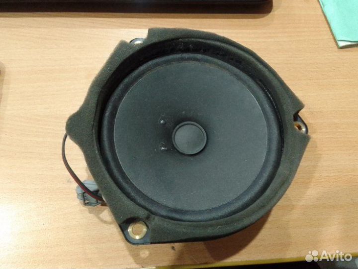 Динамик в дверь правый Volvo Fh 4 D13A460S 2017