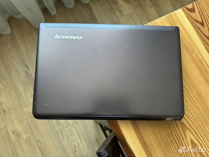 Lenovo IdeaPad Z575