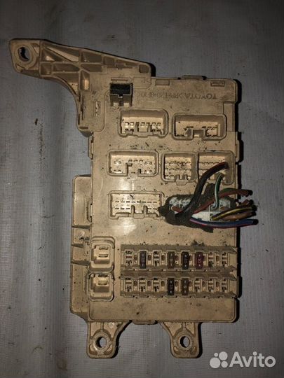 Блок предохранителей Toyota Camry SV41 3CT