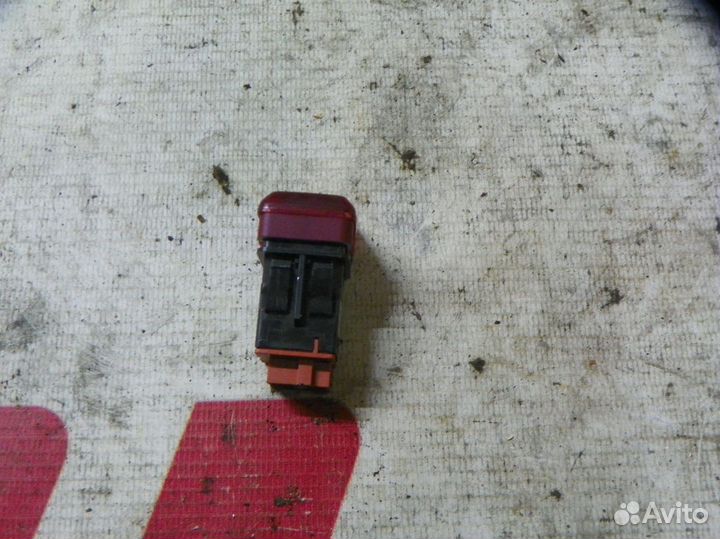 Кнопка аварийной сигнализации Citroen C3 Picasso