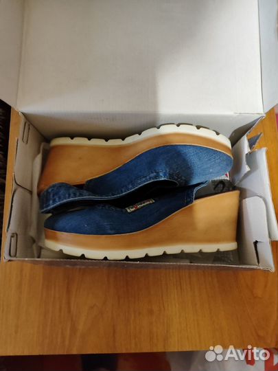 Женская обувь размер 39