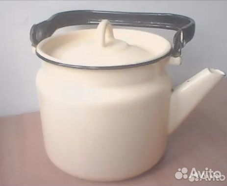 Чайник эмалированный 2 л СССР