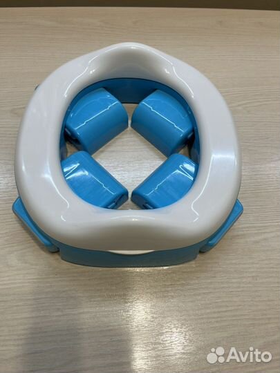 Детский дорожный горшок