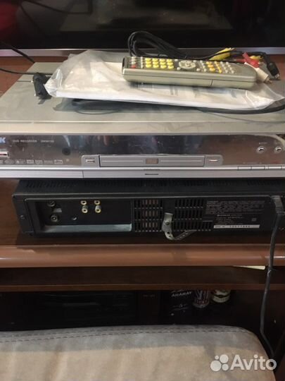 DVD плеер BBK hitachi