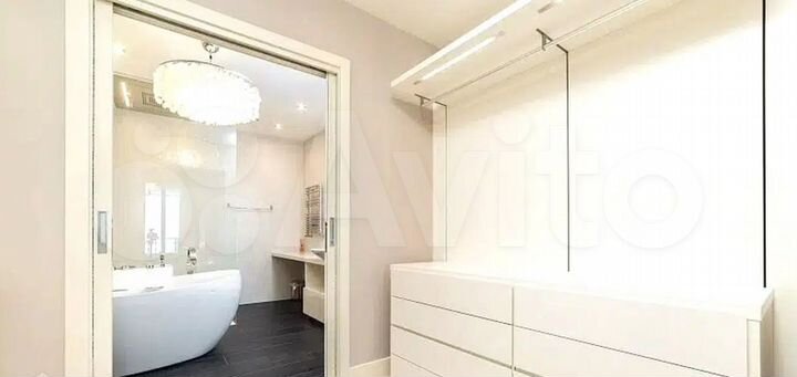 3-к. апартаменты, 145 м², 22/27 эт.