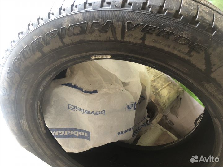 Pirelli Scorpion Verde 215/60 R17