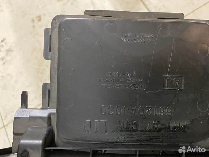 Рамка под магнитолу Subaru Legacy