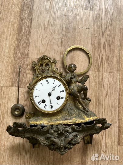 Старинные каминные часы