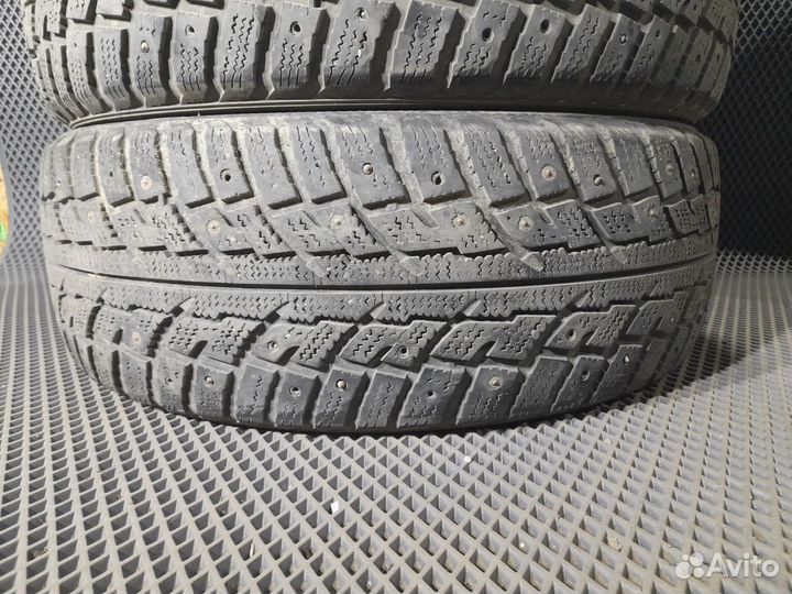 Kumho I'Zen KW23 225/65 R17