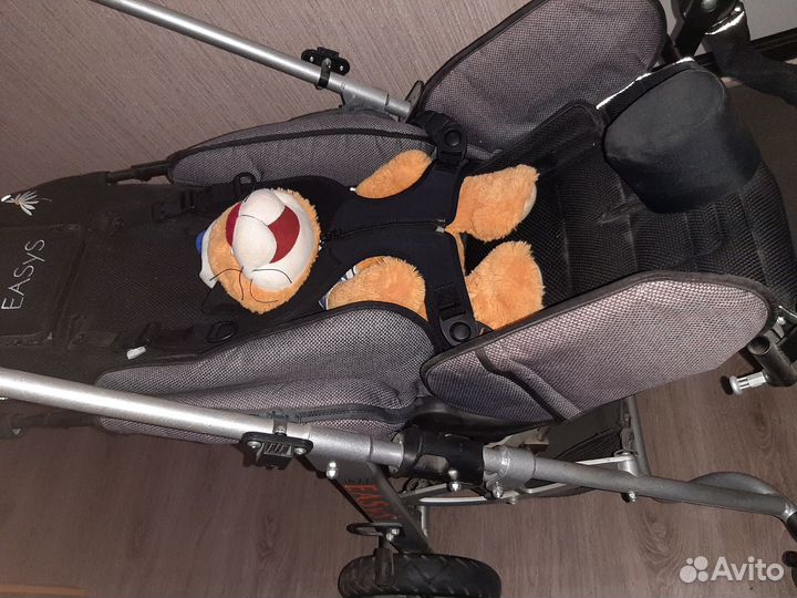 Детская инвалидная коляска