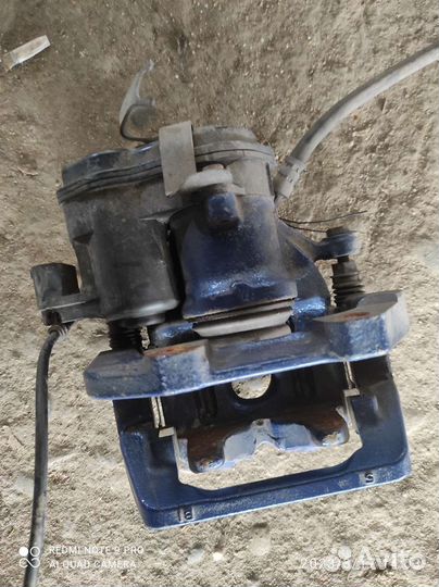 Задний правый суппорт бмв М5 Ф10