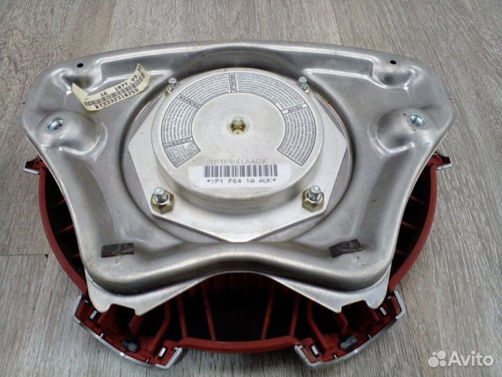 Подушка безопасности в рулевое колесо Chrysler