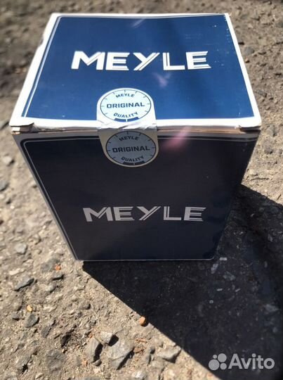 Подушка (опора) двигателя задняя правая