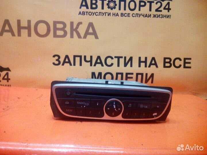 Магнитола передняя Renault Megane 3 2009-2016
