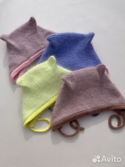 Шапка вязаная с ушками