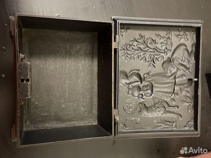 Шкатулка чугуннная, царская