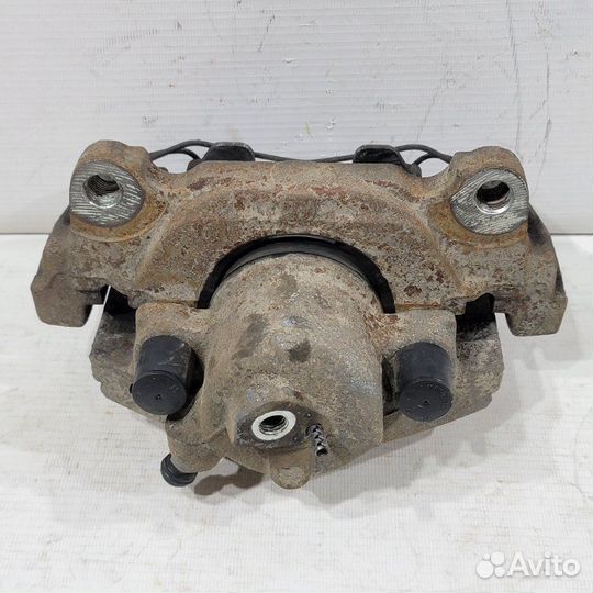 Суппорт тормозной Volkswagen Golf MK6 передний правый