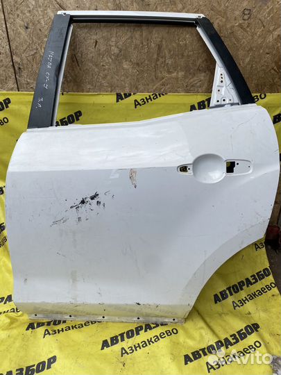 Задняя левая дверь Mazda CX-7