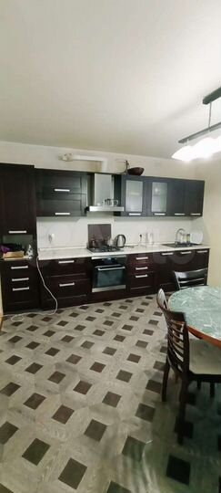 Дом 228 м² на участке 3,2 сот.