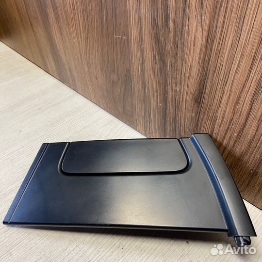 Ручка двери задняя левая Honda Vezel RU1