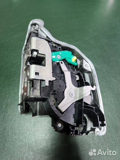 Замок двери задней левой BMW X5 G05 51229464881