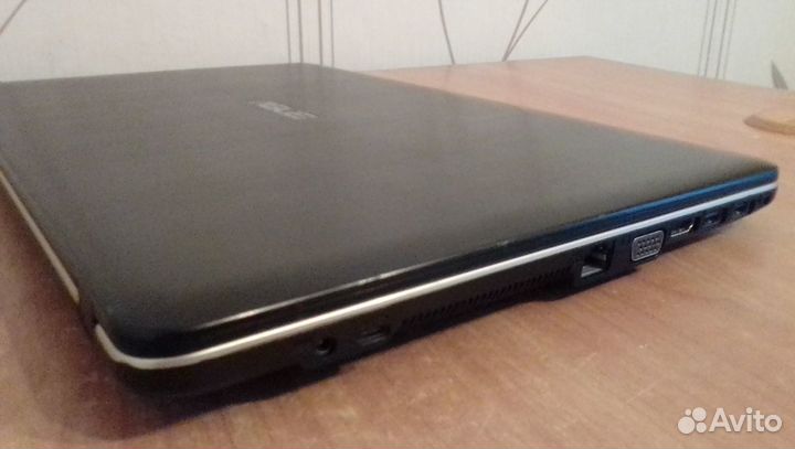 Ноутбук asus