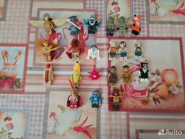 Лего фигурки