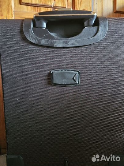 Чемодан на колесах