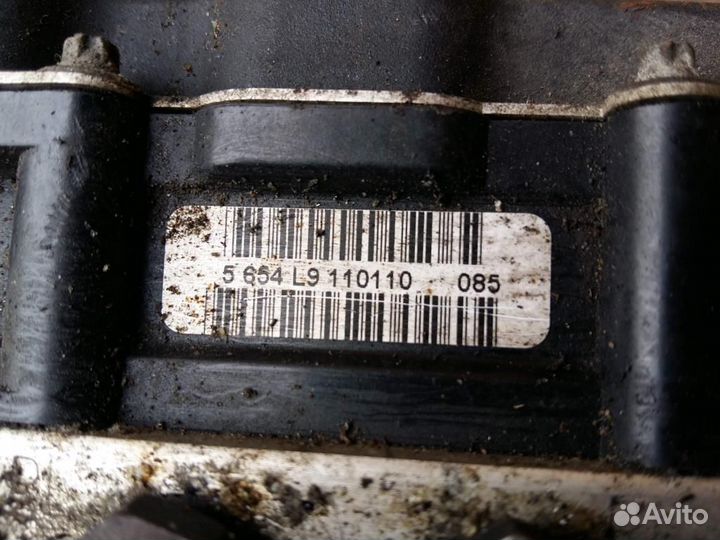 Блок ABS (насос) Hyundai i30 2007-2012