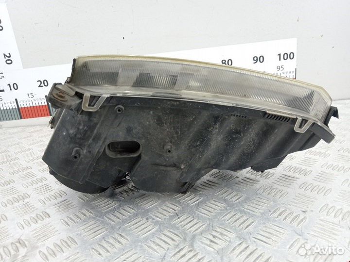 Фара передняя для Opel Vectra C 93171429